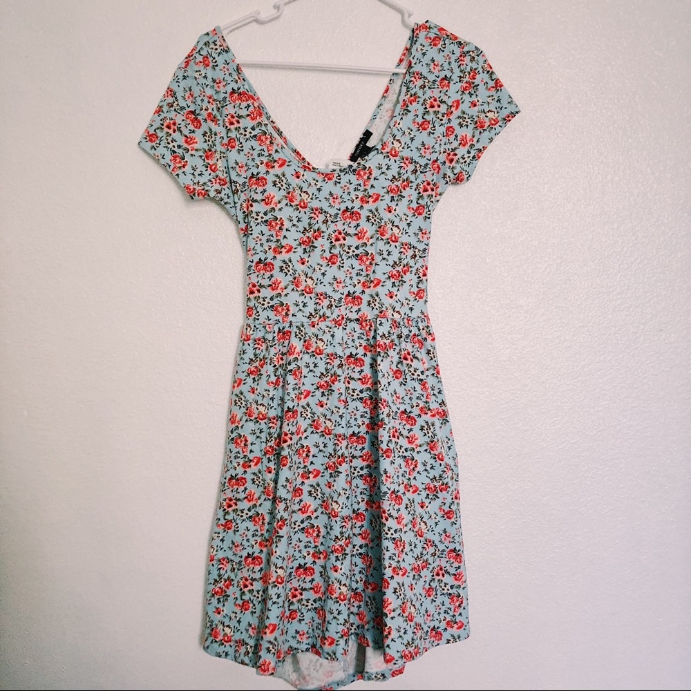 Large Forever 21 Dress Blue Floral